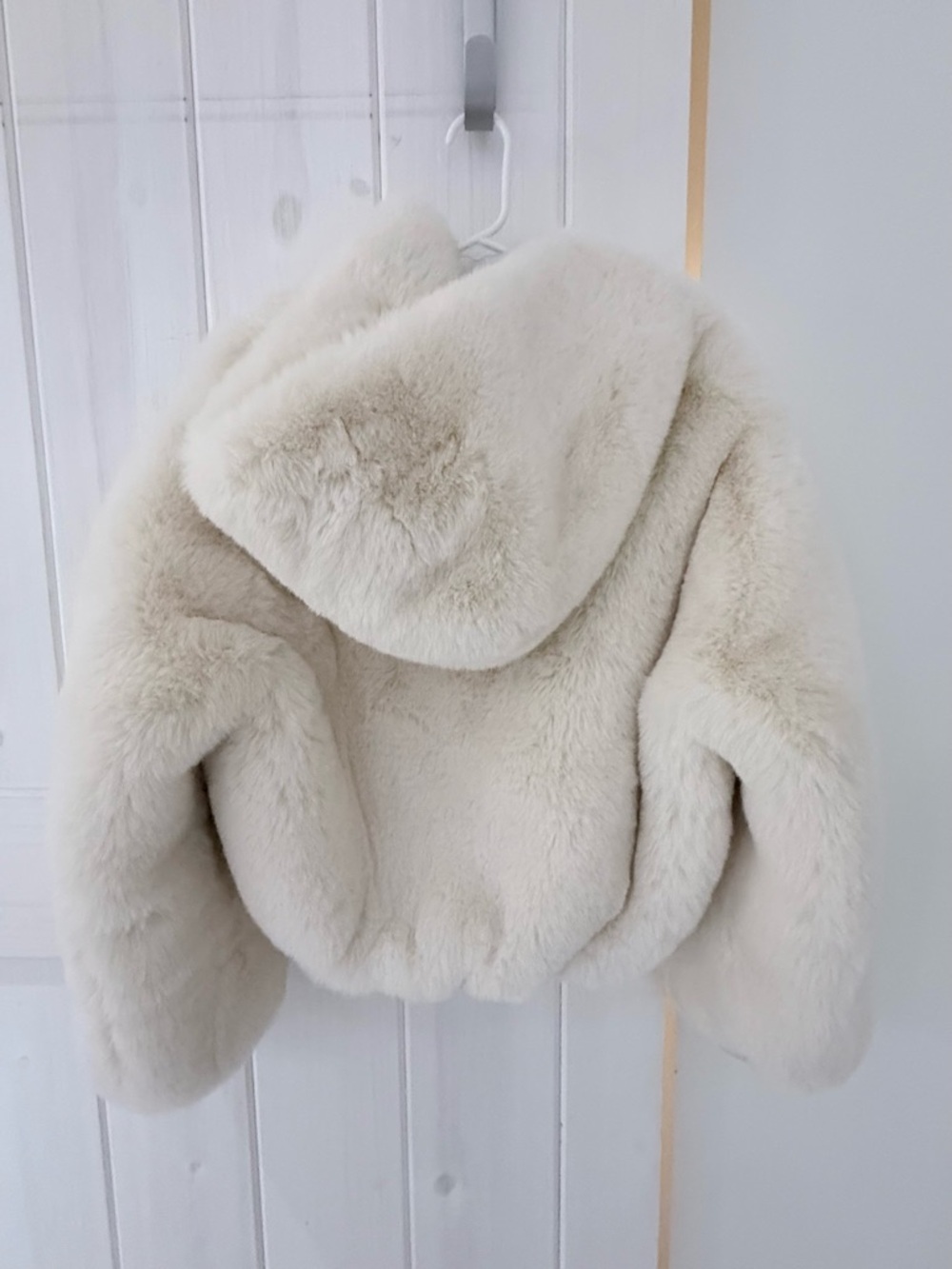 Skims-Women's Cream Faux Fur Hooded Bomber Jacket - Picture 5 of 5